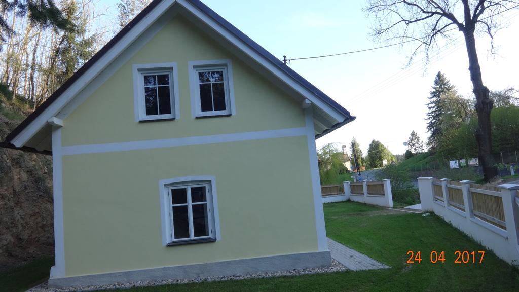 Chaloupka Za Potuckem Guest House Zupanovice Bagian luar foto